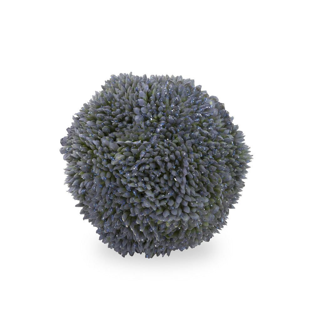 Bola de baya pequeña de color azul oscuro